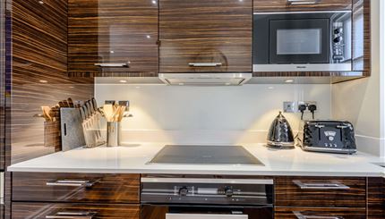 Flat Kensington Gardens Square in City of Westminster