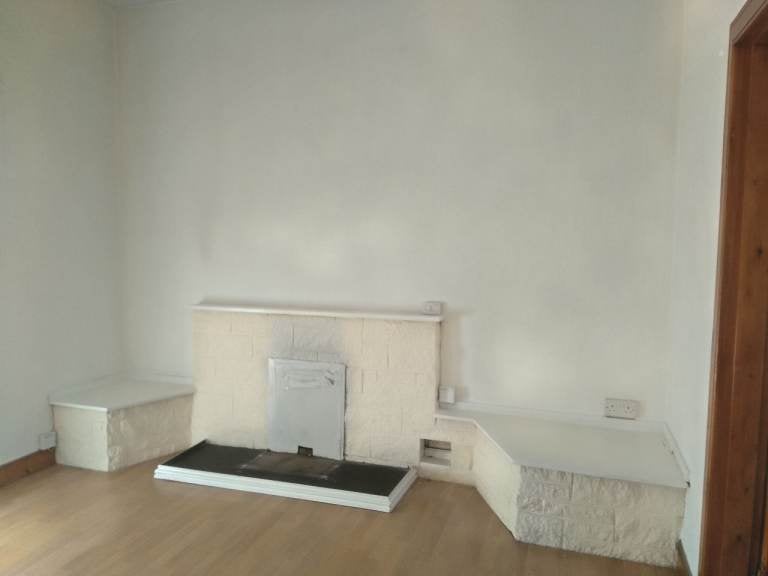 Flat Thistle Terrace in Leven