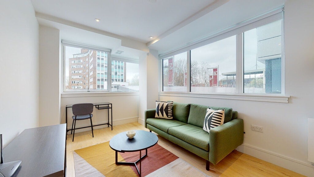 Flat Humphry Repton Lane in Greater London