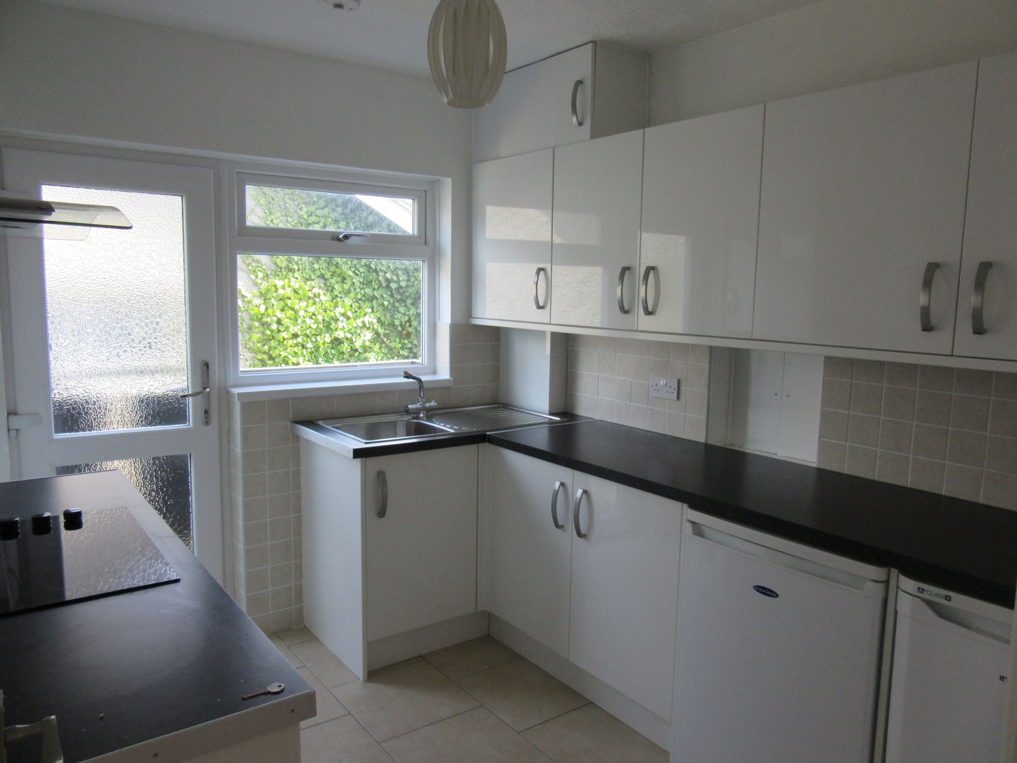 Flat Lisnagarvey Court in Cardiff