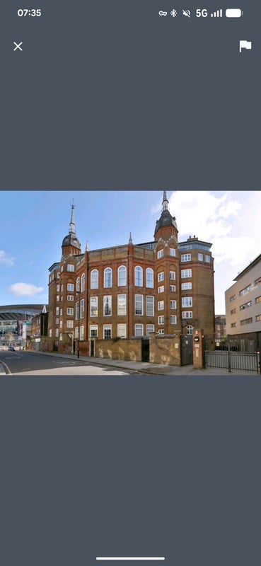 Room Hornsey Road in Greater London