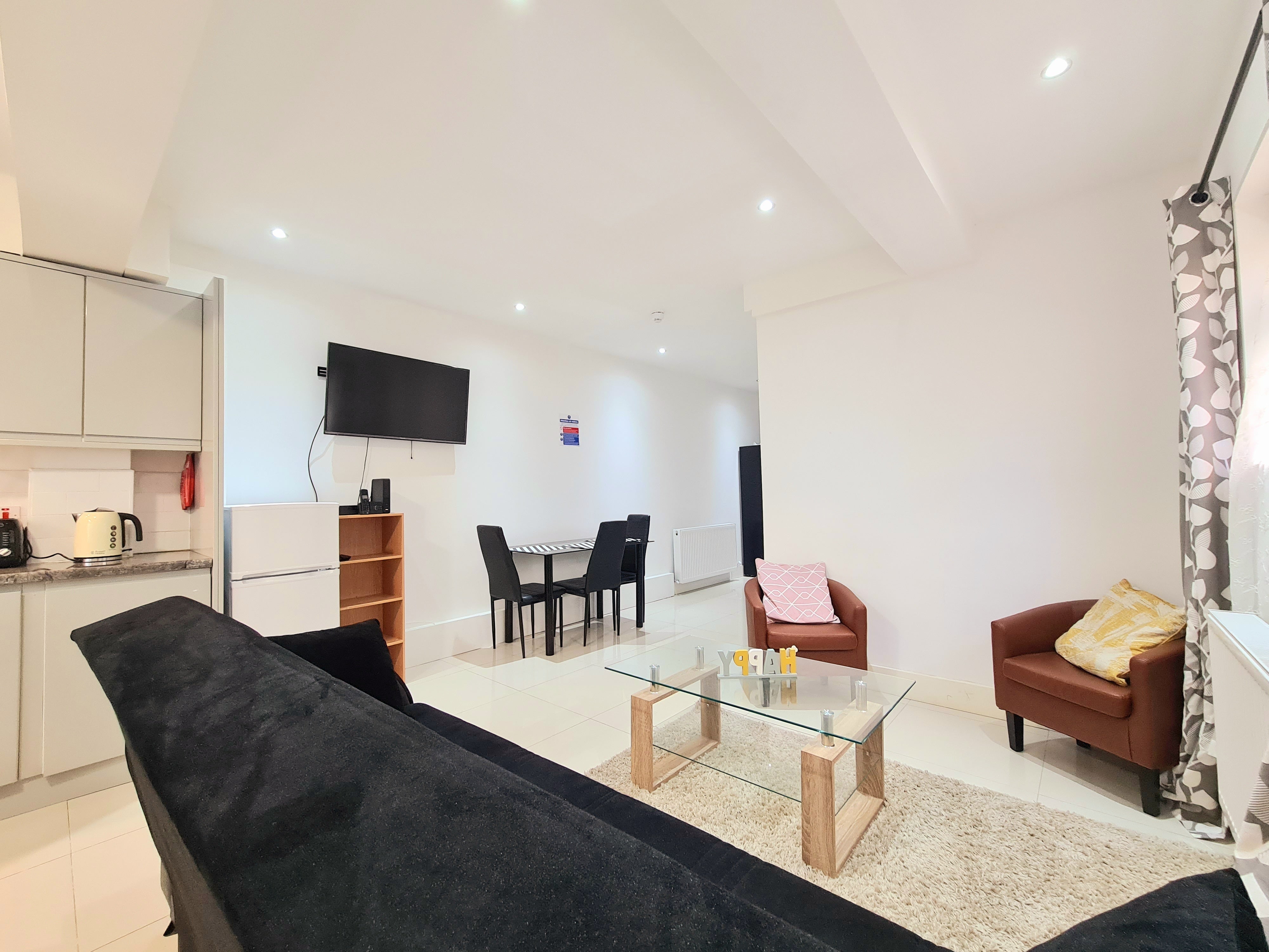Room Laleham Road in Greater London