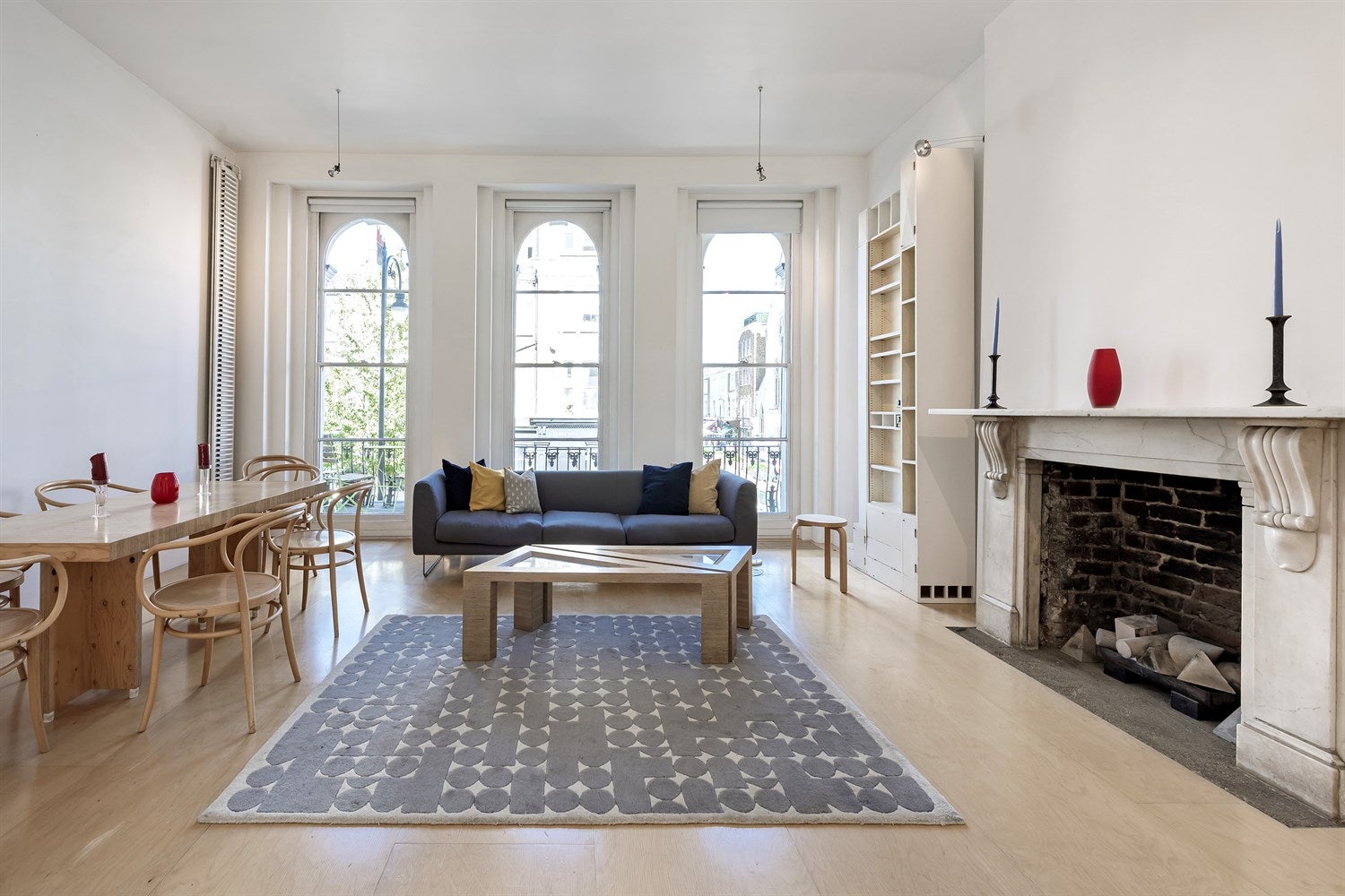 Flat Elgin Crescent in Greater London