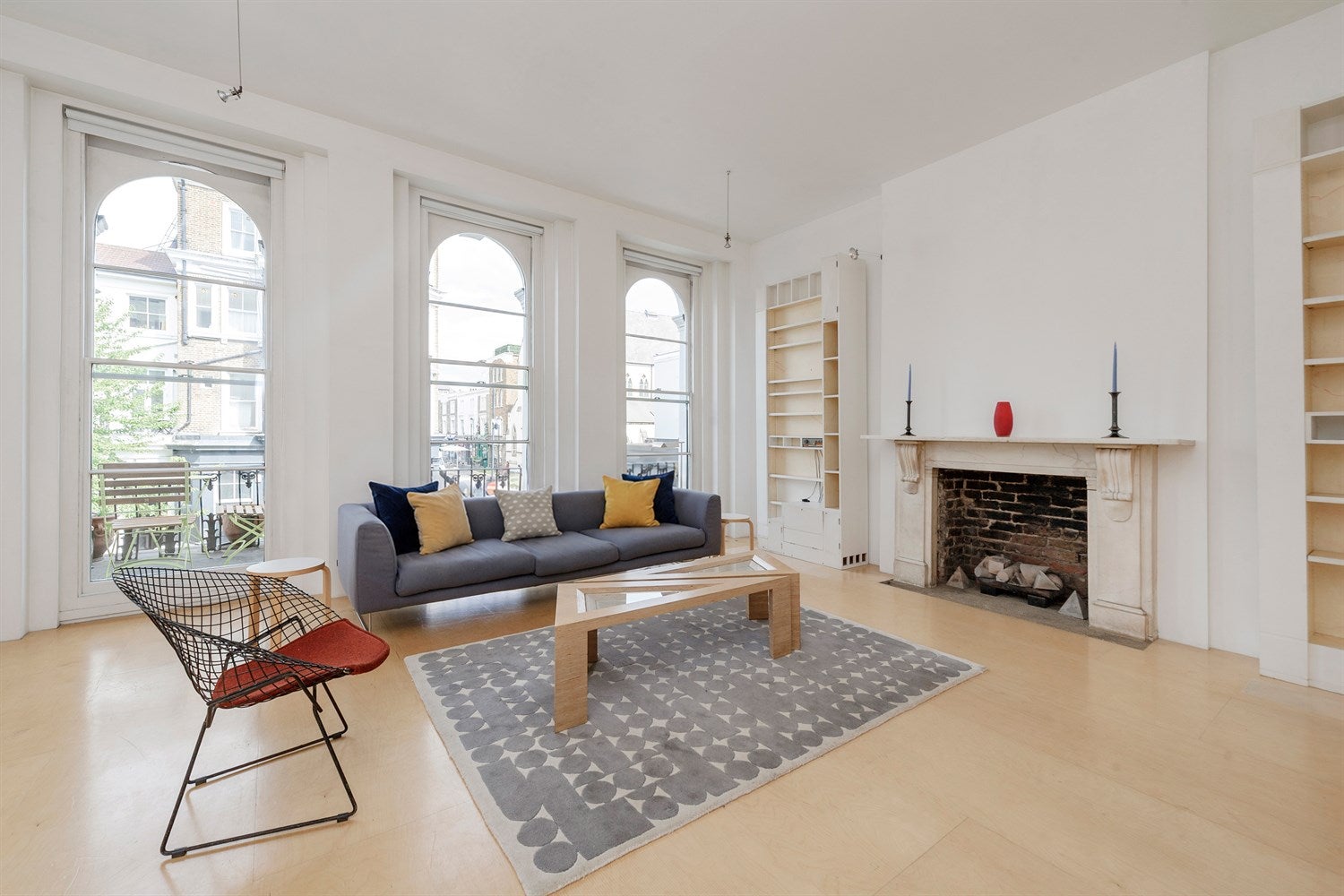 Flat Elgin Crescent in Greater London
