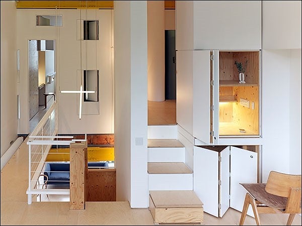 Flat Elgin Crescent in Greater London