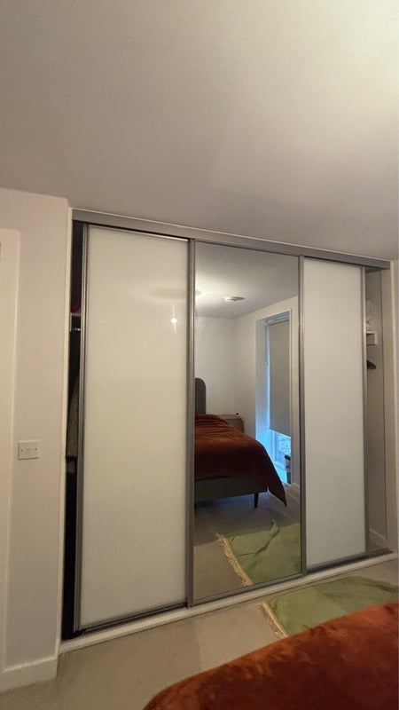 Room Ingram Row in Leeds