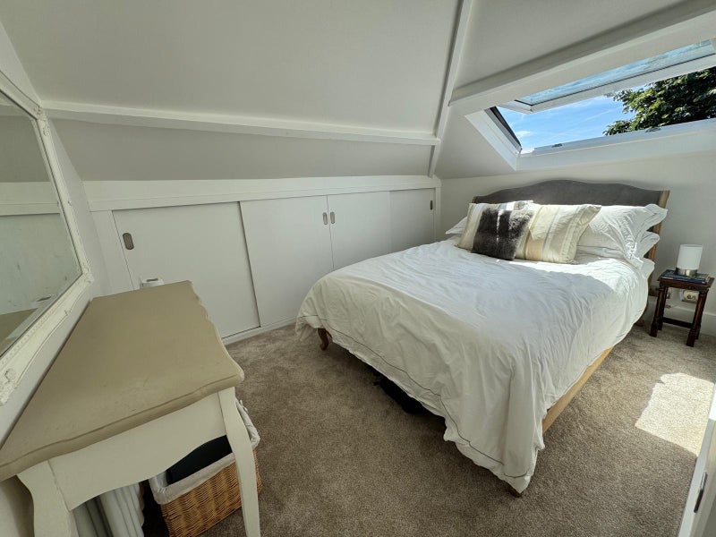 Room Castelnau in Greater London