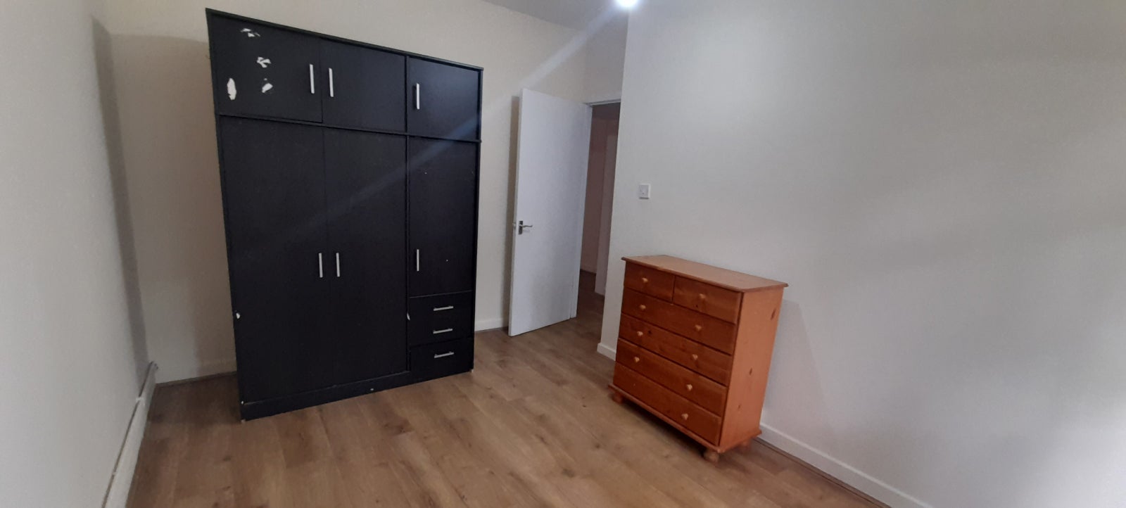 Flat Burdett Road in Greater London