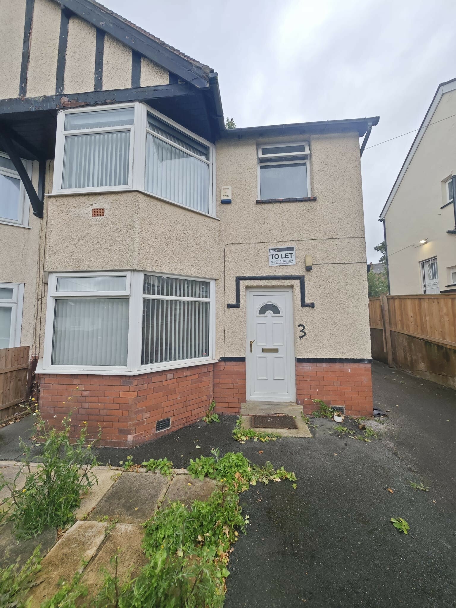 Flat Buckingham Avenue in Leeds