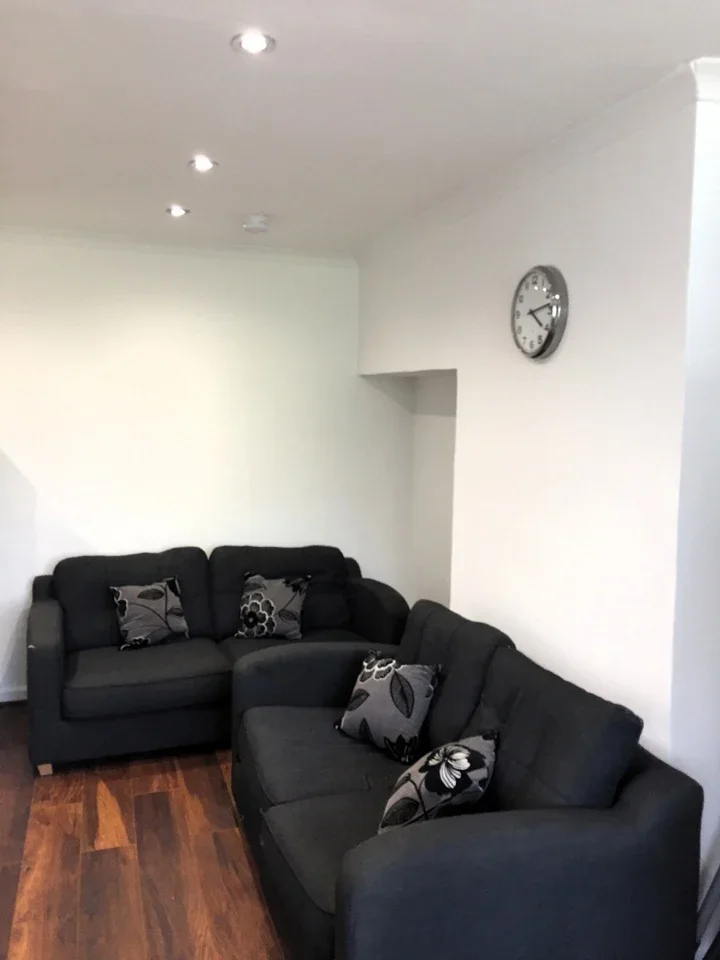 Room Capcroft Road in Birmingham