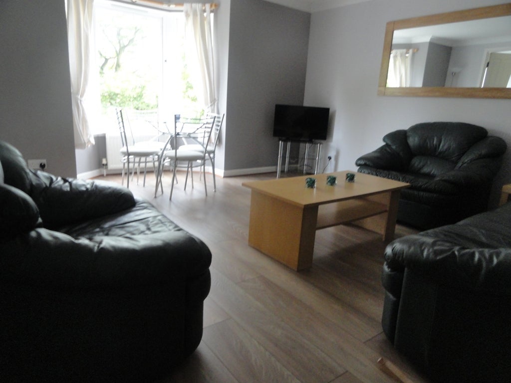 Flat Craigton Road in Aberdeen City