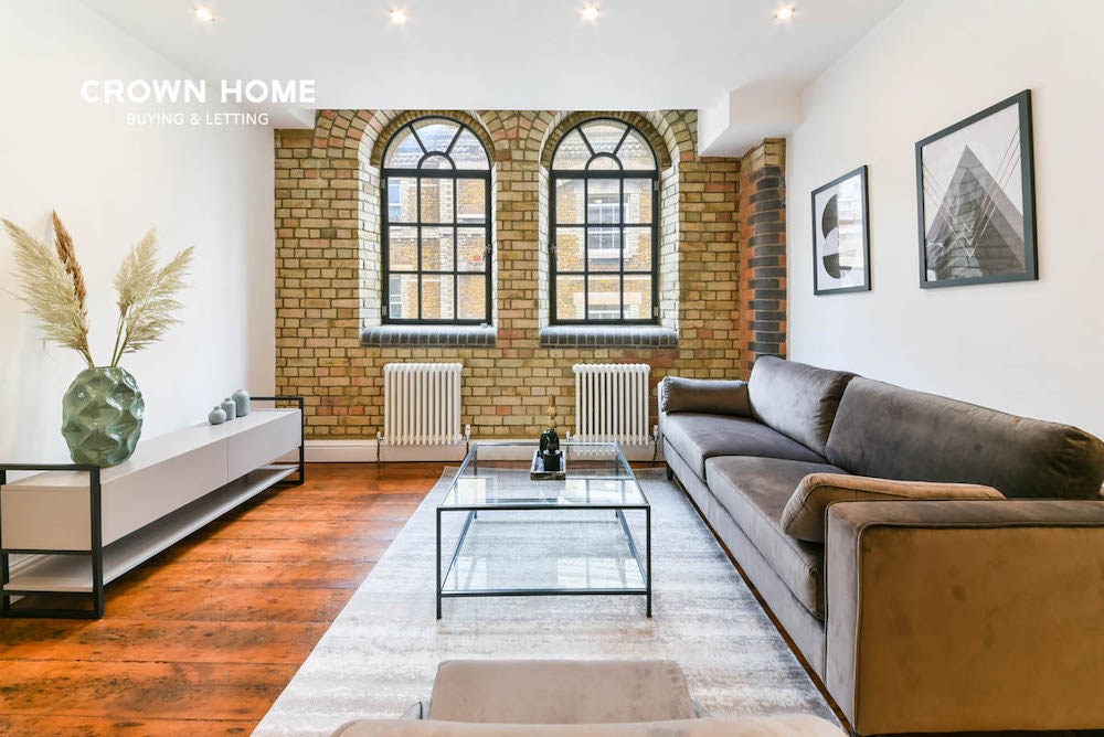 Flat Pear Tree Court in London