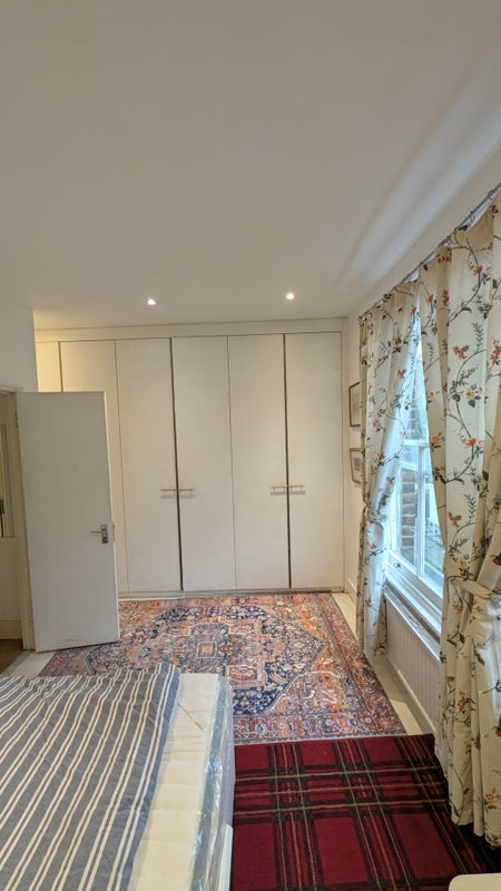 Room Grafton Way in Greater London