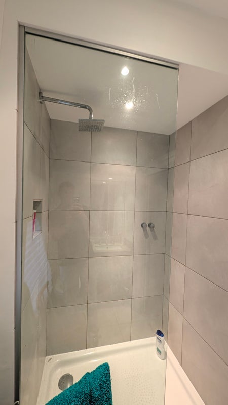Room Grafton Way in Greater London