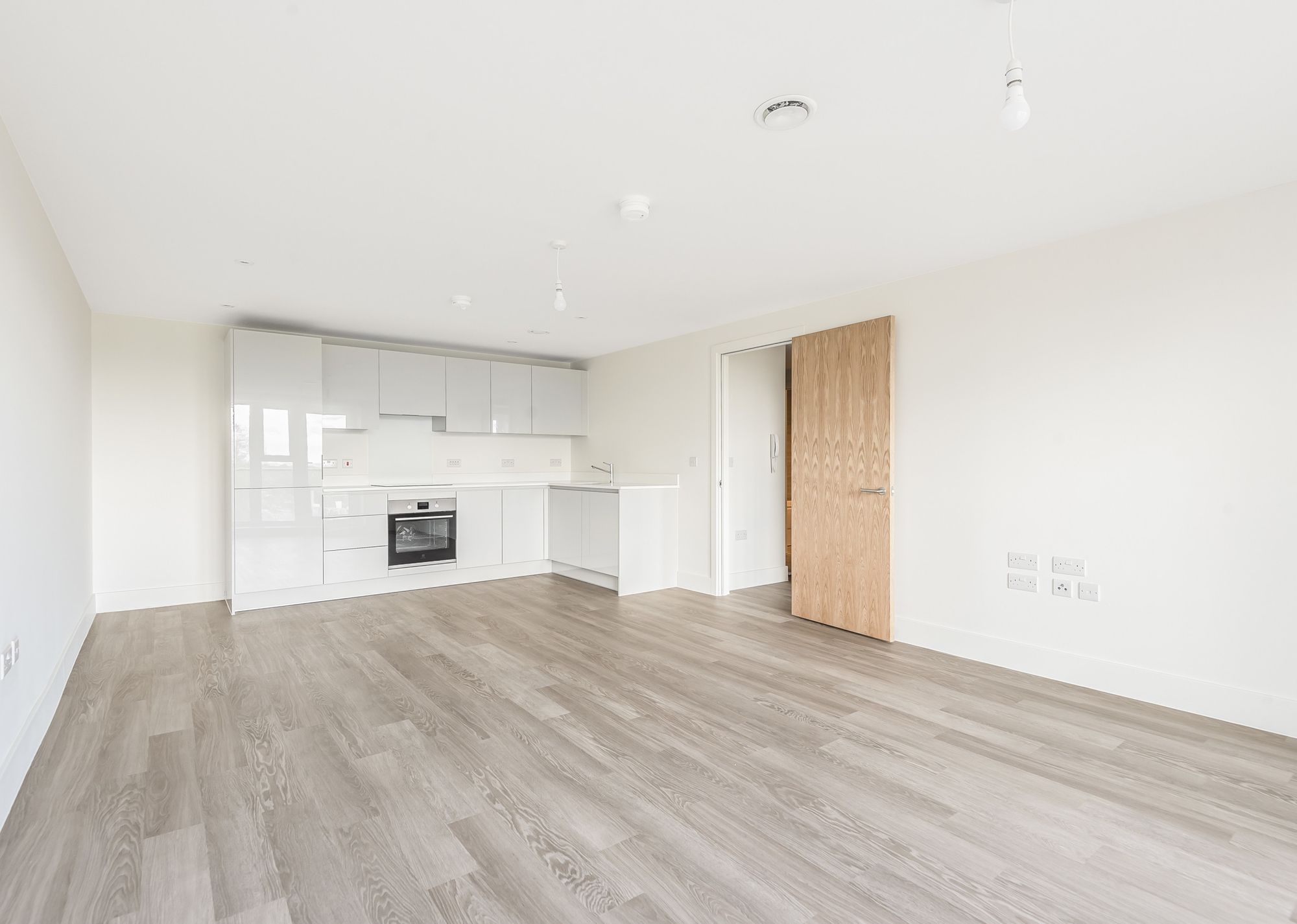 Flat Anniversary Avenue West in Cherwell District