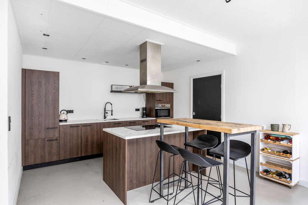 Tussenwoning te koop: Oude Koemarkt 28, Sneek