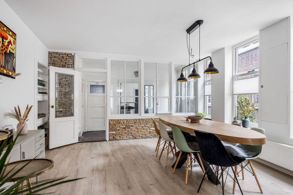 Tussenwoning te koop: Oude Koemarkt 28, Sneek