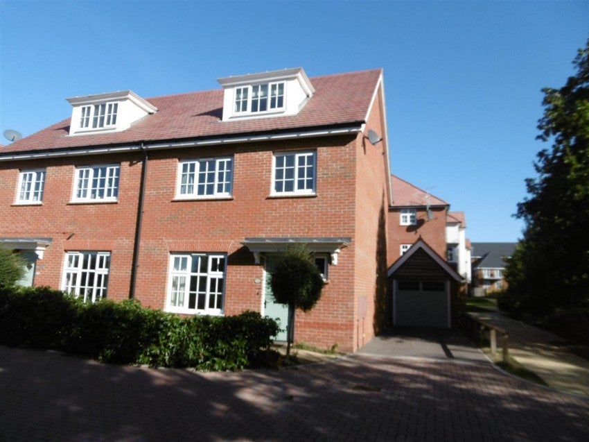 House Heath Grove in Canterbury