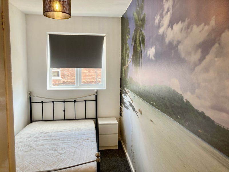 Room Harrimans Lane in Nottingham