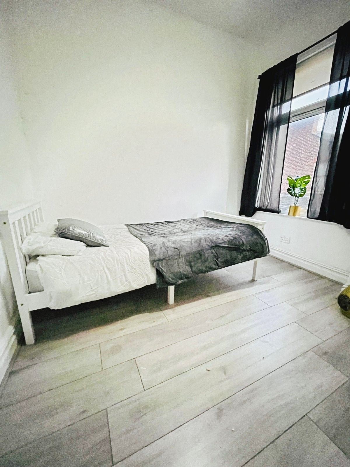 Flat Rusholme Place in Manchester