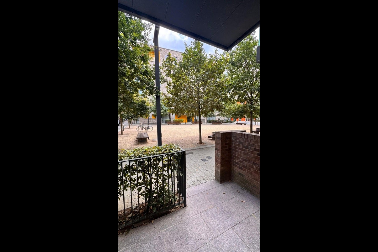 Flat Fergus Street in Greater London