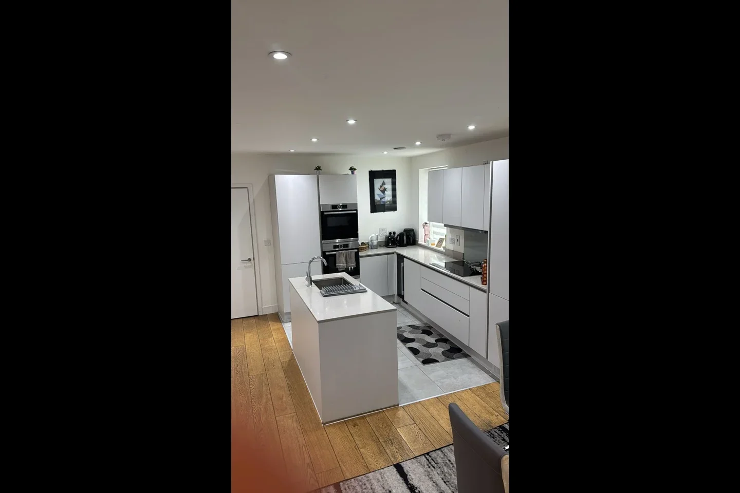 Flat Fergus Street in Greater London
