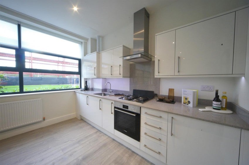 Flat Heron Drive in Slough