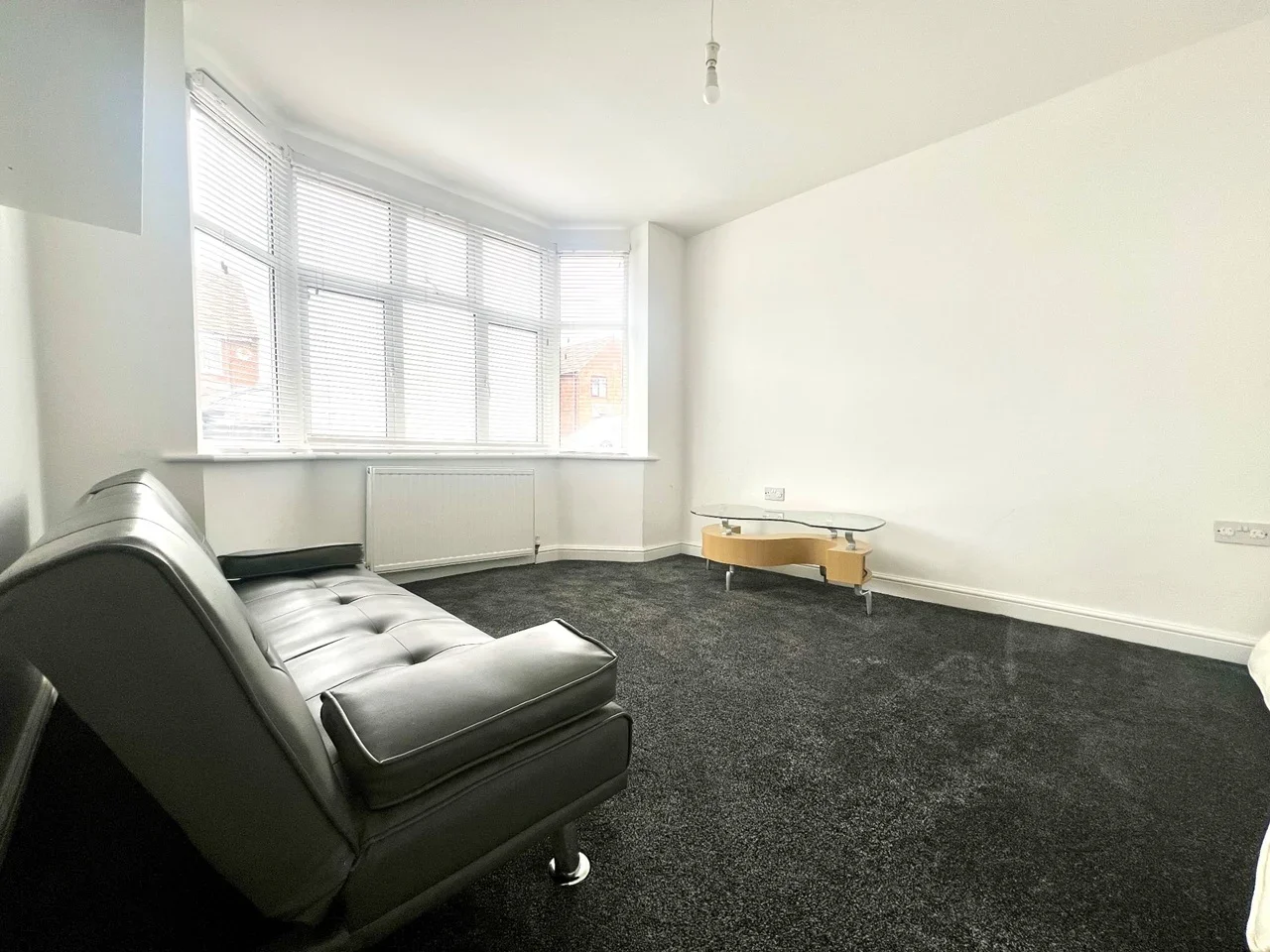 Flat Bradley Road in Luton