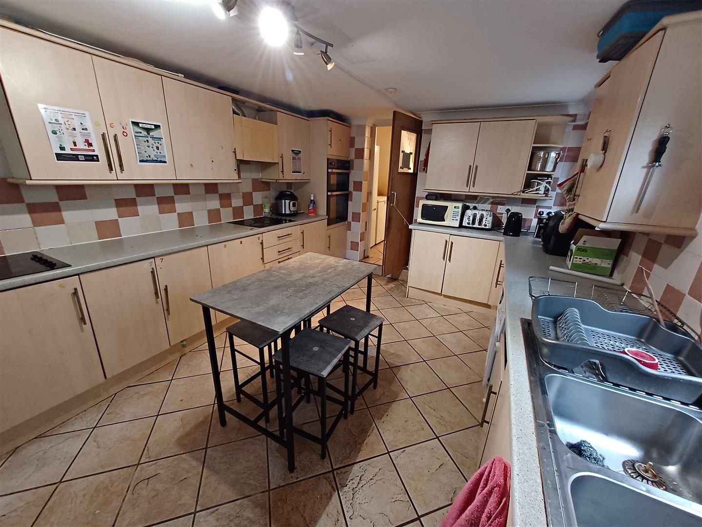 Room Coldstream Terrace in Cardiff