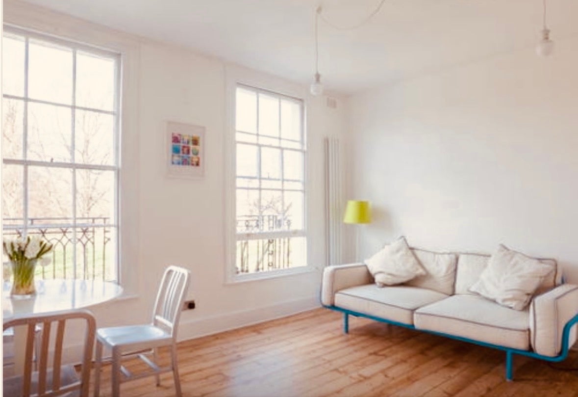 Flat Barnsbury Road in Greater London