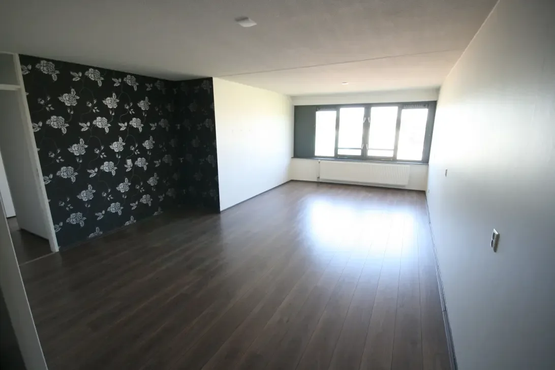 Appartement Erasmusweg 1181 Q in Den Haag