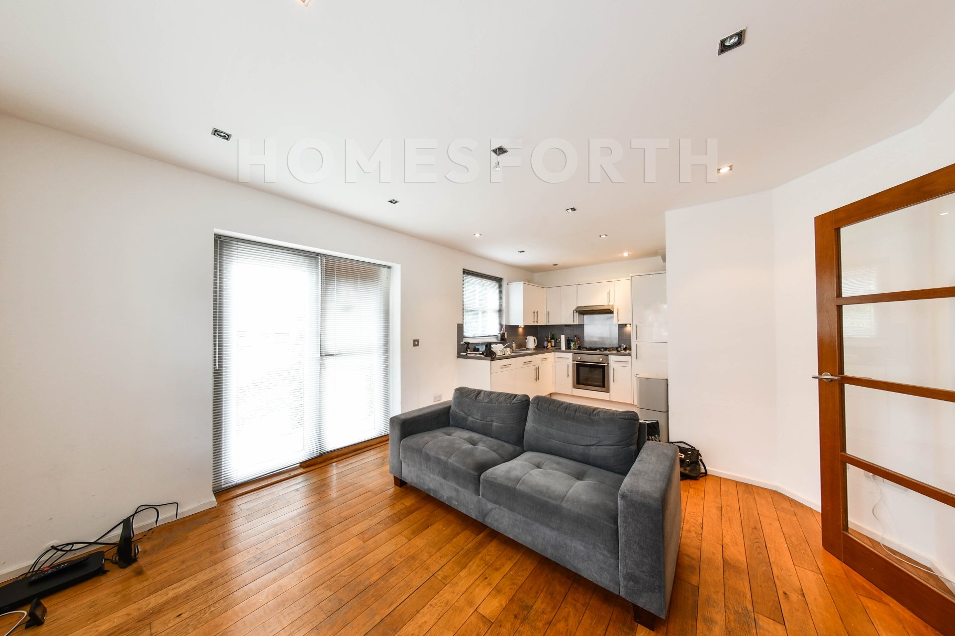 House Mutrix Road in Greater London