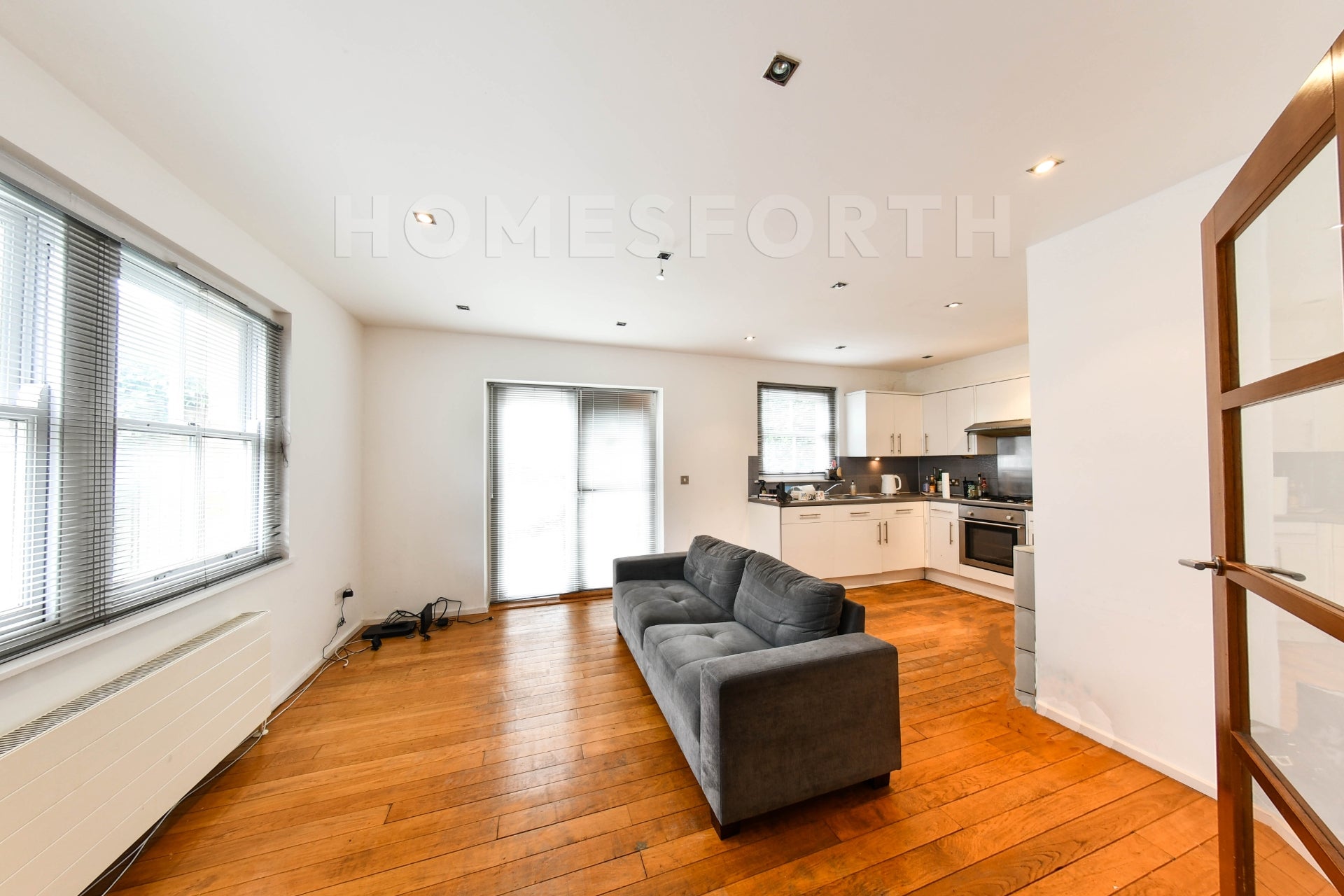 House Mutrix Road in Greater London