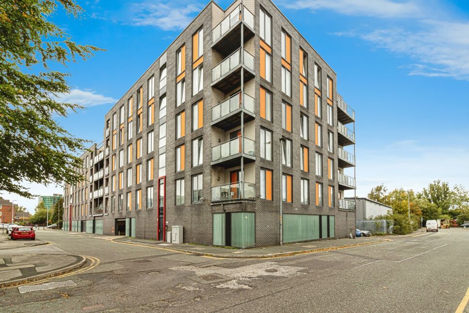 Flat Dean Road in Salford