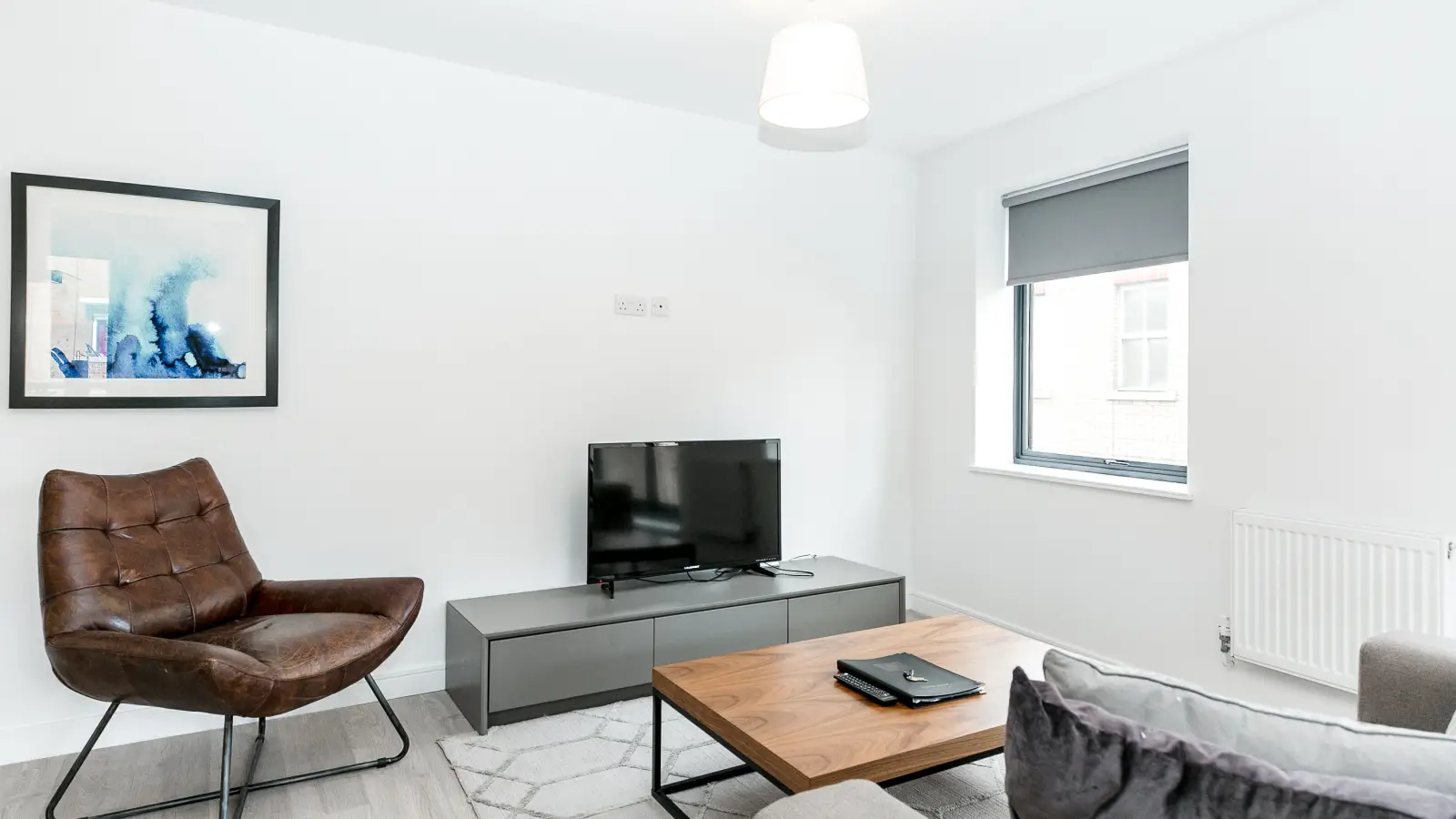 Flat Bromehead Street in Greater London