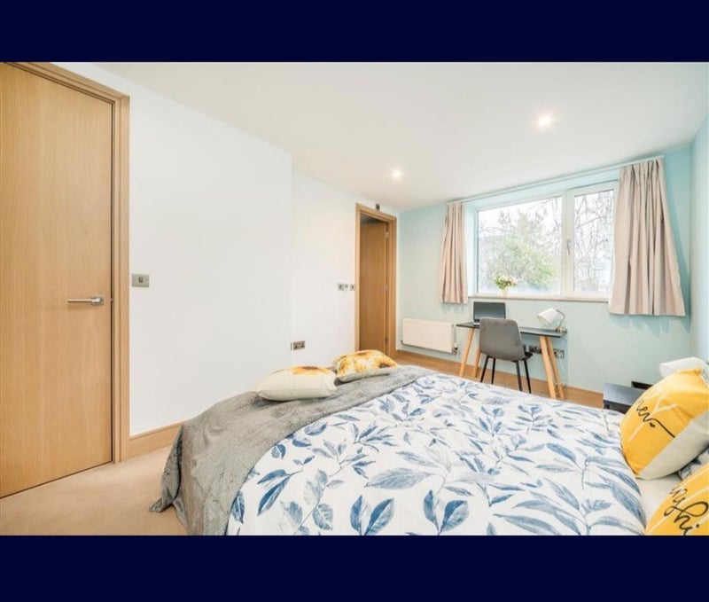 Room Printers Road in Greater London