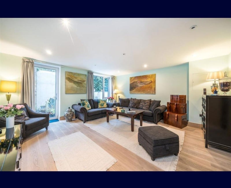 Room Printers Road in Greater London