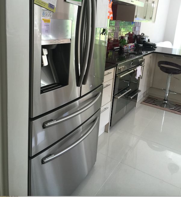 Room Mayfield Road in Greater London