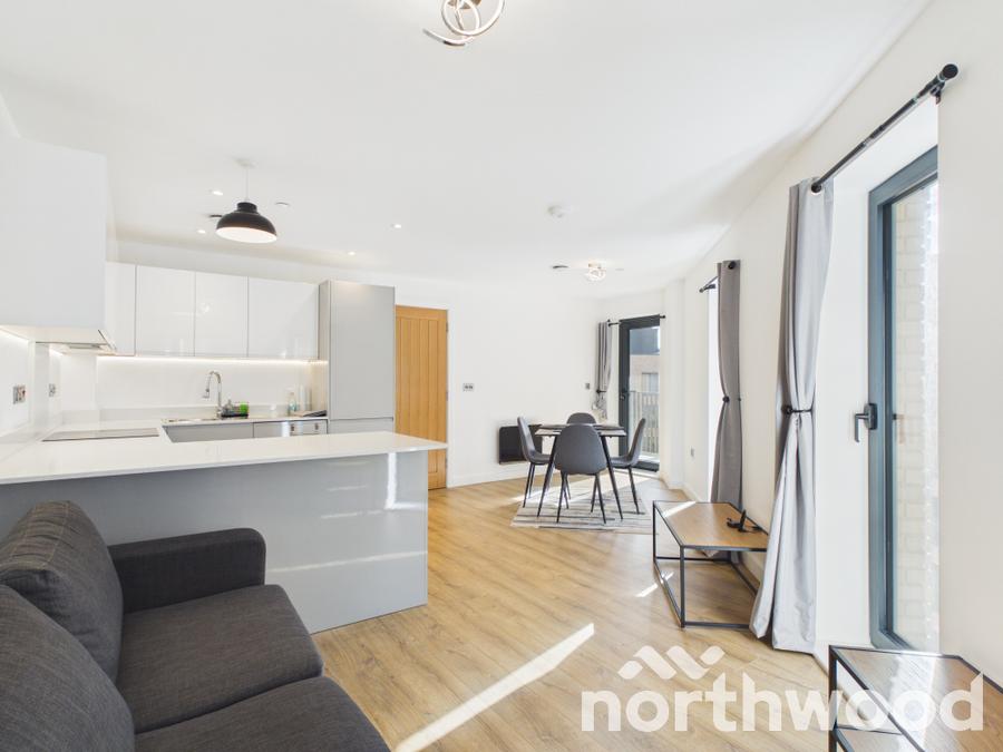 Flat Manorfield in Ashford