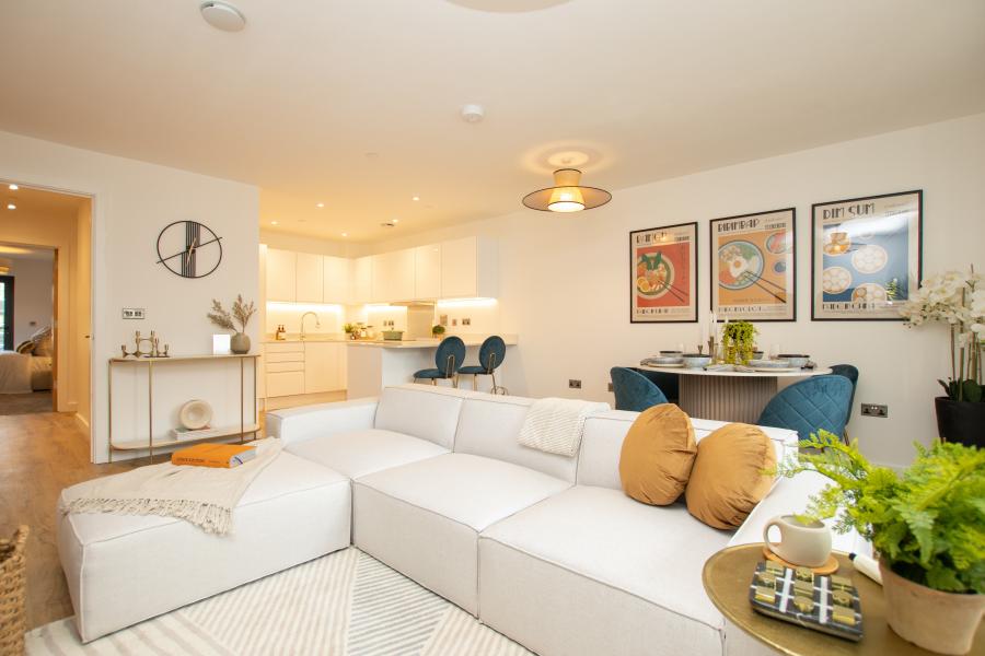 Flat Manorfield in Ashford