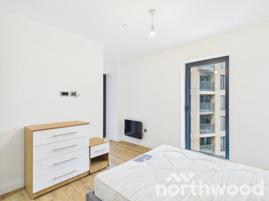 Flat Manorfield in Ashford