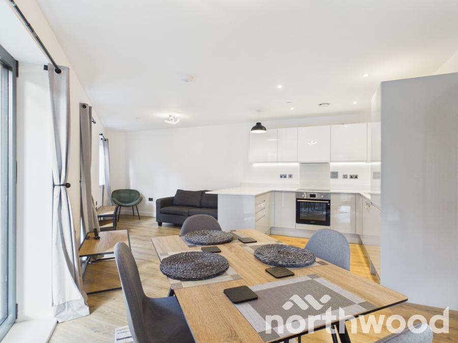 Flat Manorfield in Ashford