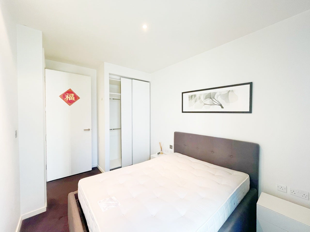 Flat Alexia Square in Greater London