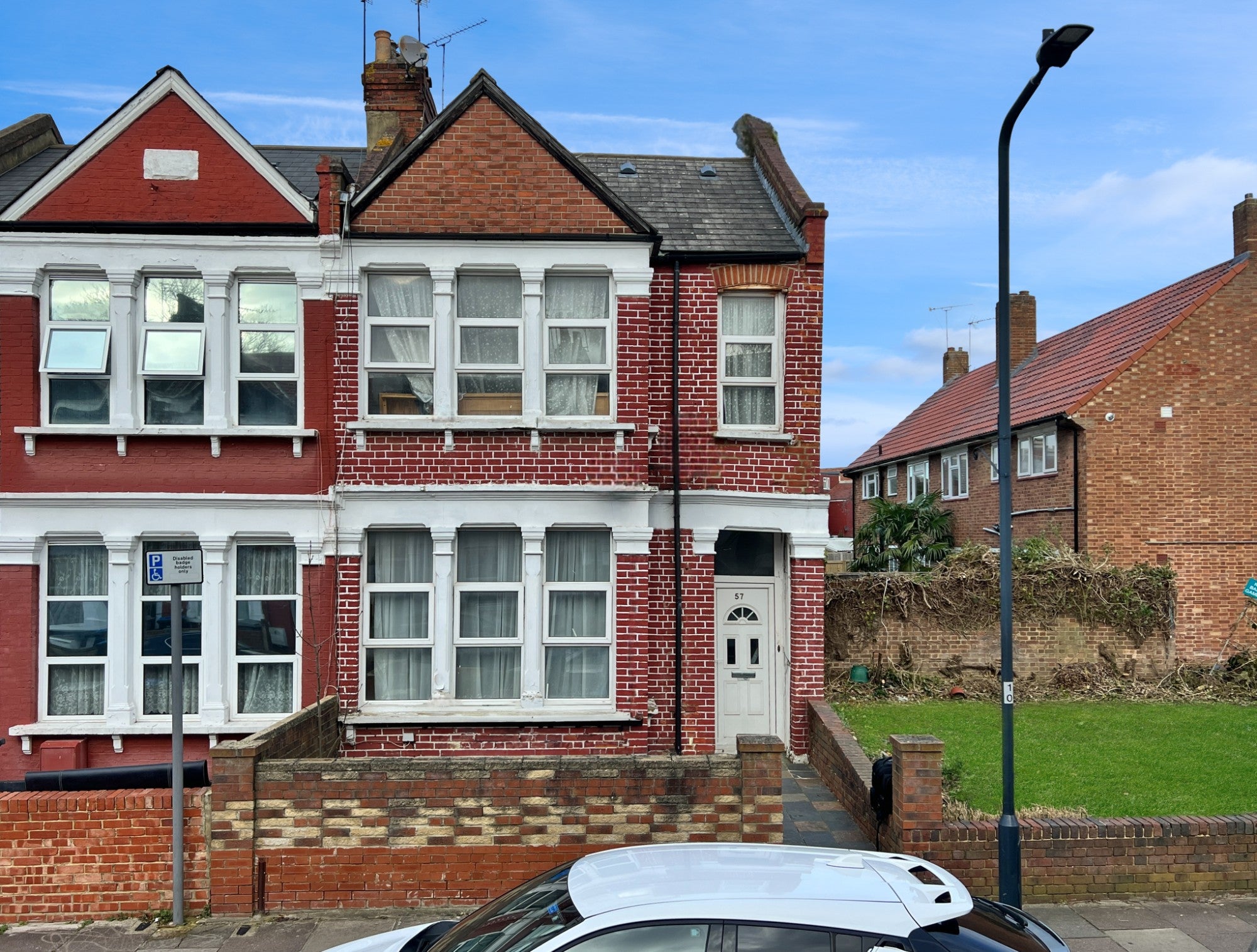 Room Ivy Road in Greater London