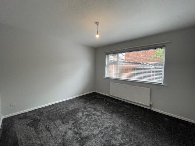 Flat Tudor Road in Rushcliffe