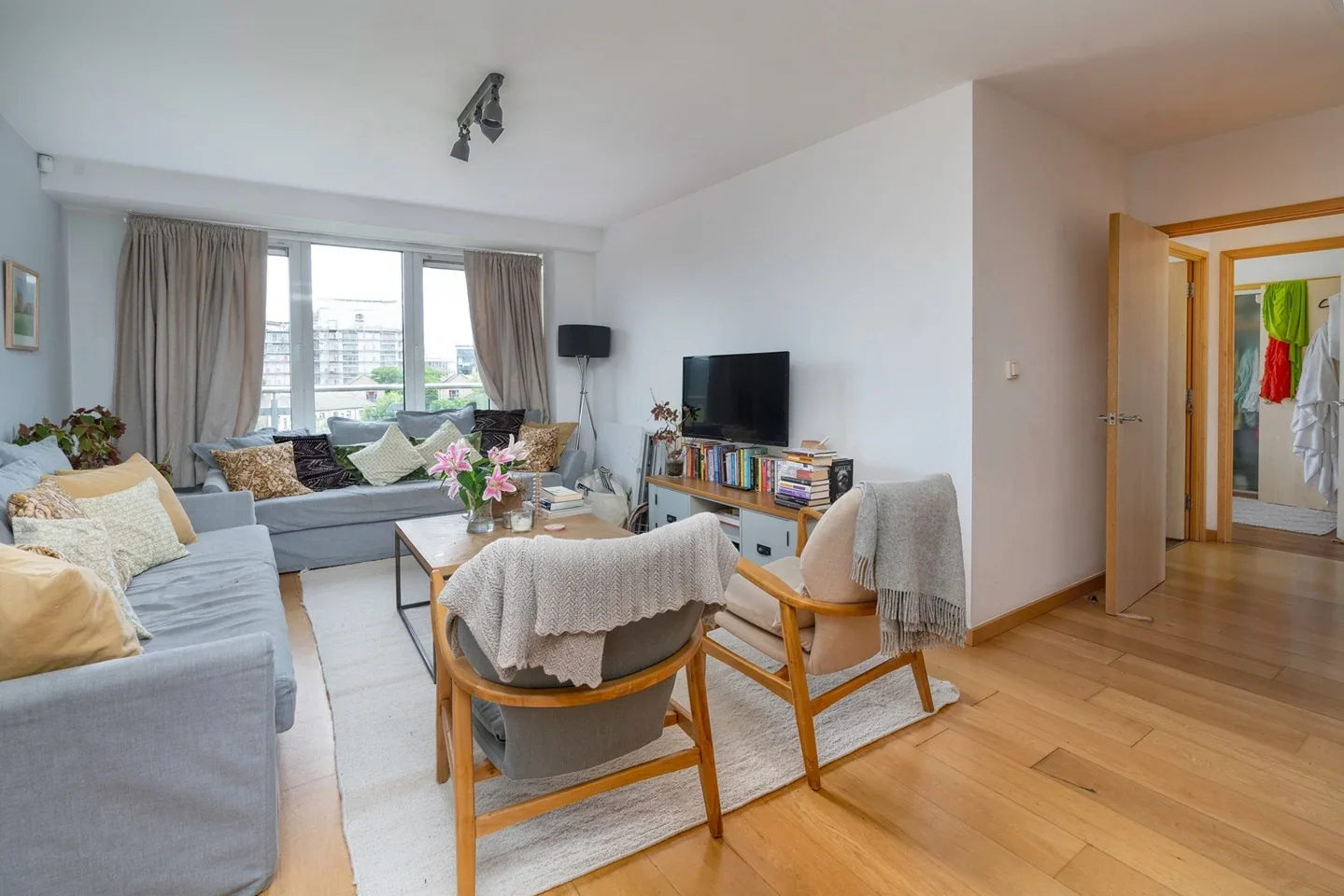 Flat Graham Street in Greater London