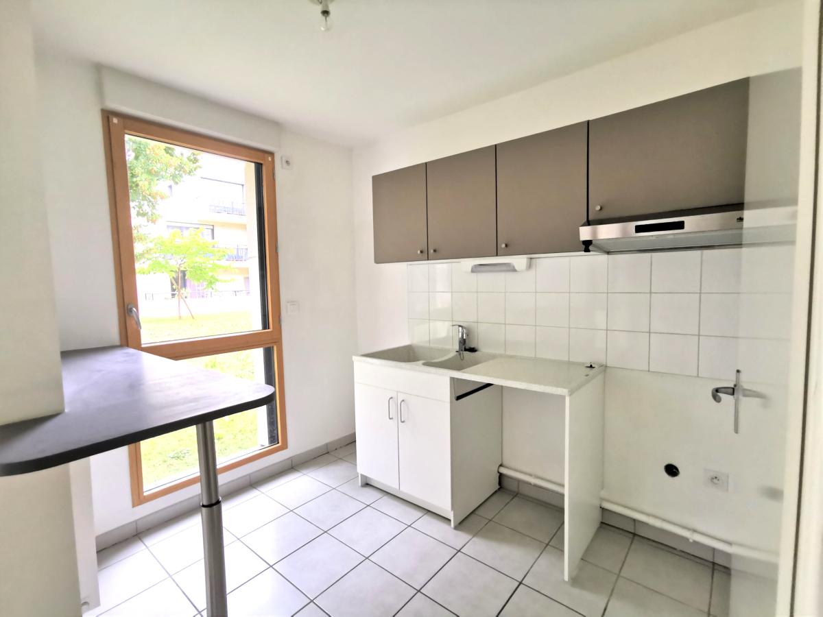 Flat Rue de la Gaudinière in Saint-Cyr-sur-Loire