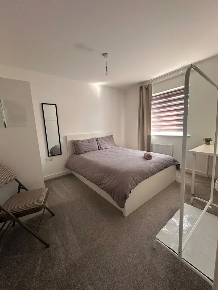 Room Wells Court in Gravesham