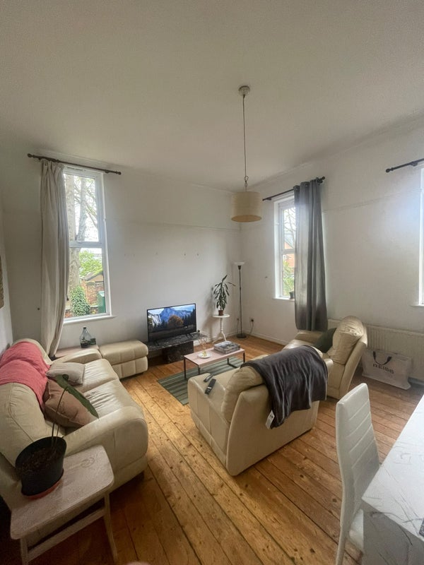 Room Browmere Drive in Manchester