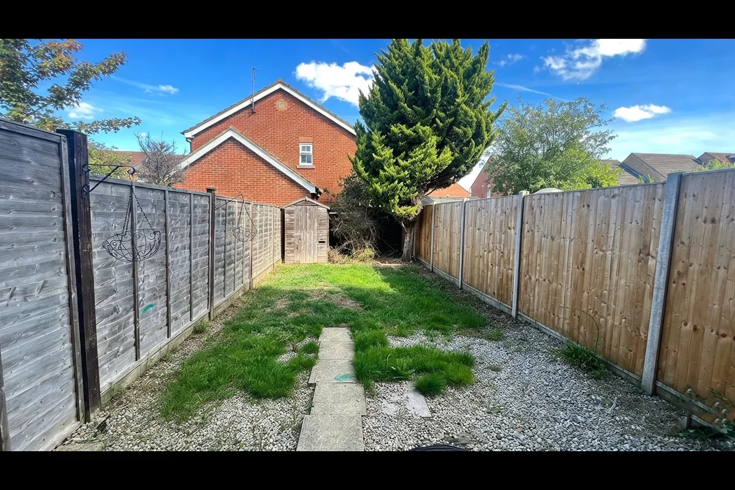 House Villiers Close in Leagrave